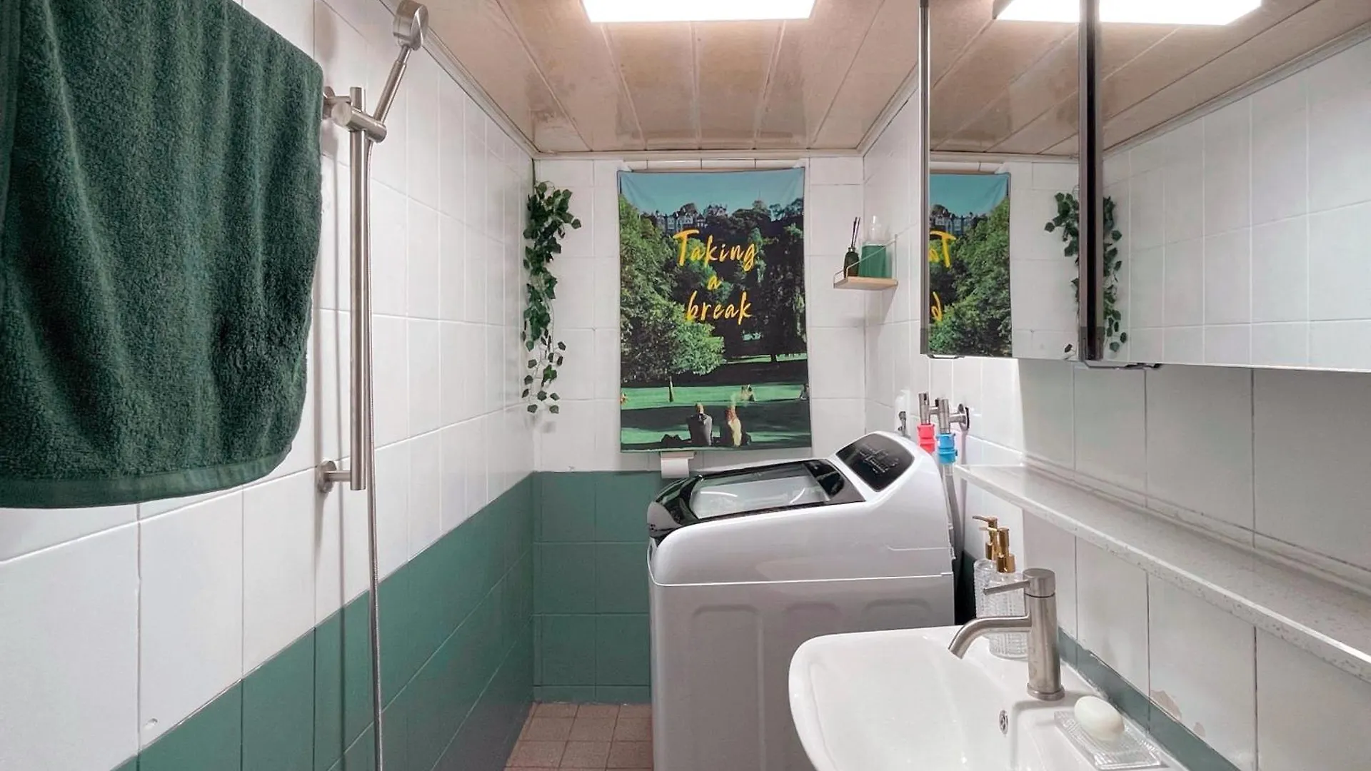 Апартаменты House Of Camelia 4Min Fr Subway Stn, Children'S Grand Park, Go-To Spot Сеул 0*,  Южная Корея